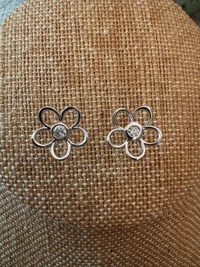 Solid Sterling Silver NATURAL DIAMOND Flower Earrings